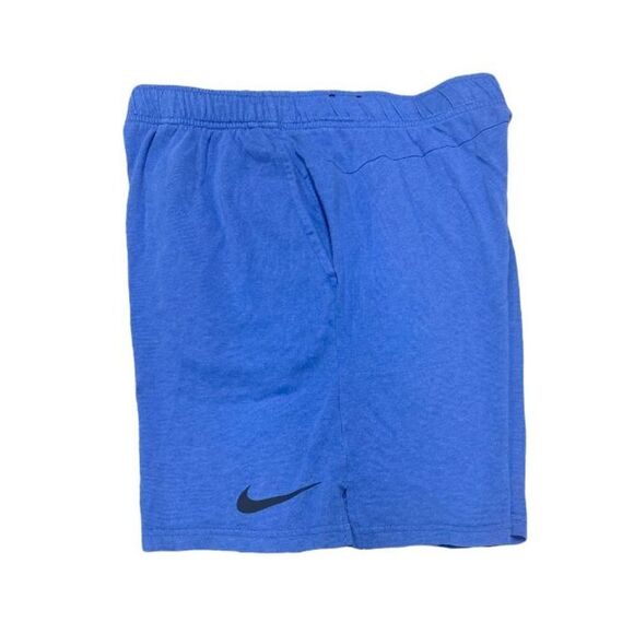 Nike Dri-Fit Blue Shorts Size Medium - Picture 1 of 7
